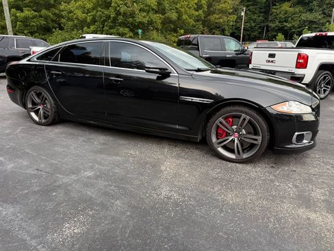 Used 2014 Jaguar XJ R LWB RWD image 15