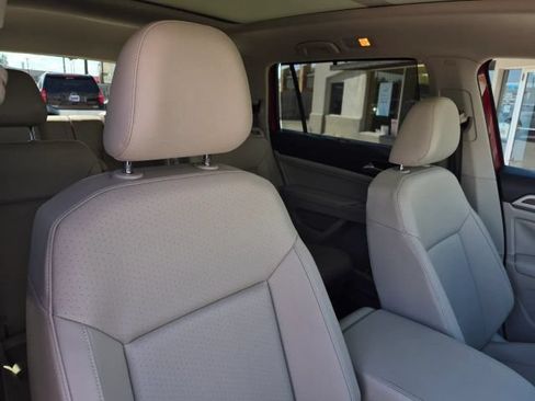 Used 2019 Volkswagen Atlas SEL FWD image 16