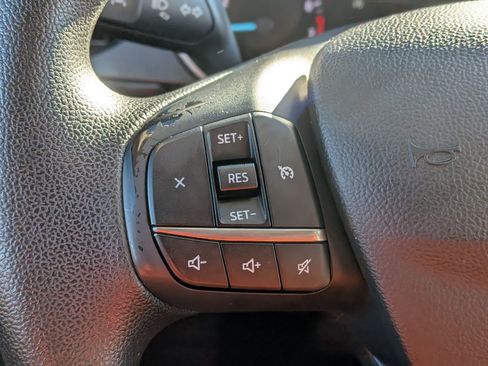 Used 2020 Ford Escape SE image 21