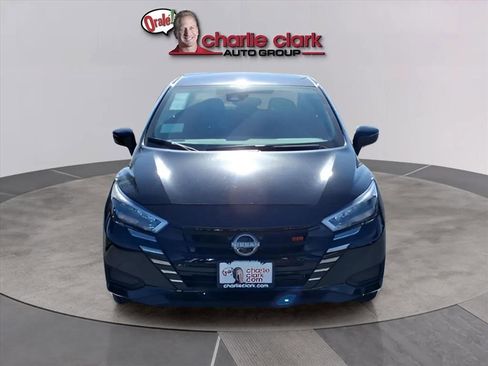 New 2025 Nissan Versa SR w/ Trunk Package image 8