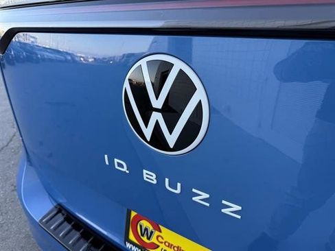 New 2025 Volkswagen ID. Buzz Pro S Plus image 10