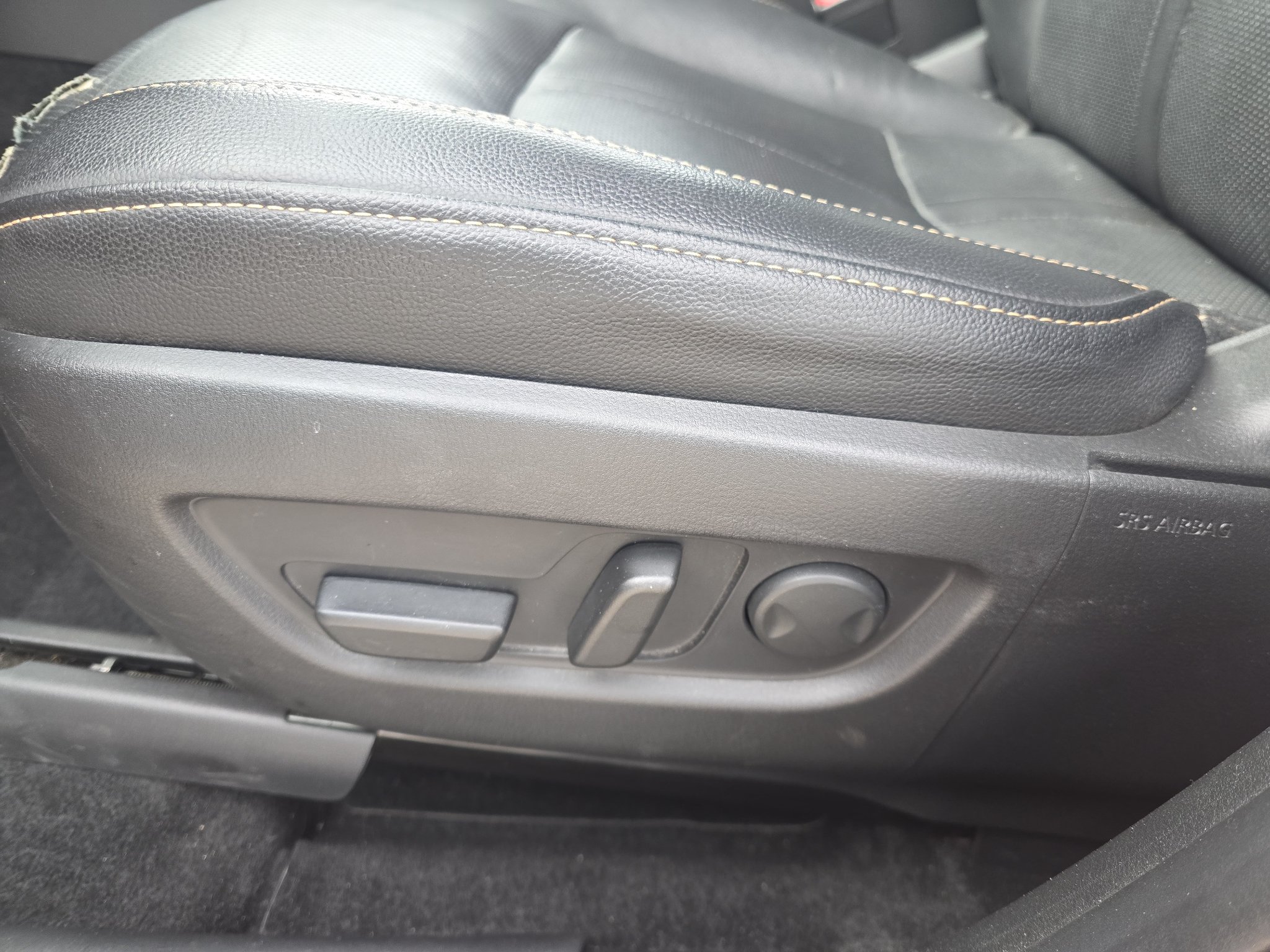 Used 2024 MAZDA CX-90 Plug-In Hybrid w/ Preferred AWD/4WD image 17