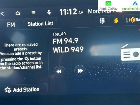 Used 2024 Hyundai Elantra Limited image 19