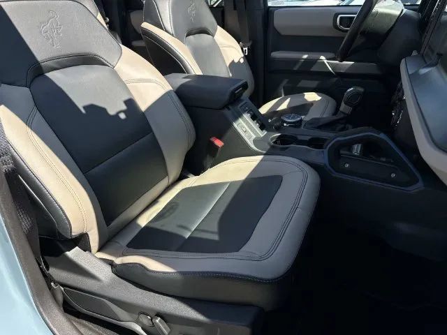 Used 2023 Ford Bronco Wildtrak AWD/4WD image 27