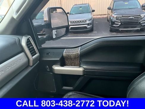 Used 2018 Ford F250 Lariat w/ Lariat Value Package AWD/4WD image 29