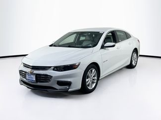 Used 2017 Chevrolet Malibu LT w/ Leather Package FWD video 1