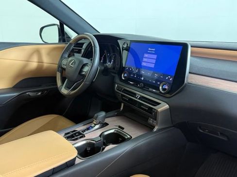 Used 2024 Lexus RX 350 Premium Plus w/ Convenience Package FWD image 18