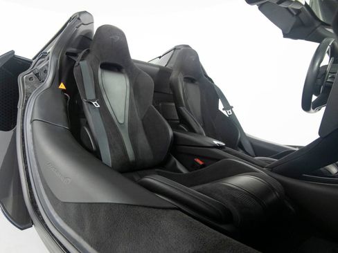 Used 2020 McLaren 720S Spider RWD image 34