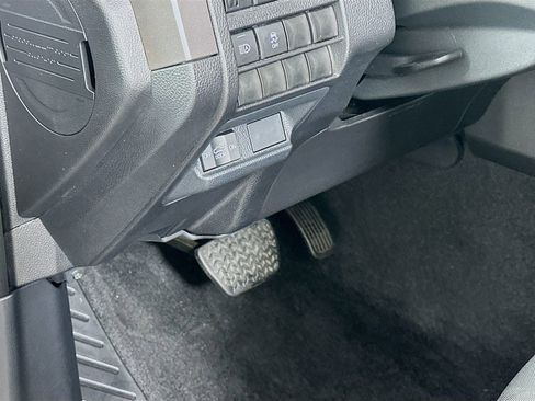 Used 2025 Toyota Tacoma SR5 image 10