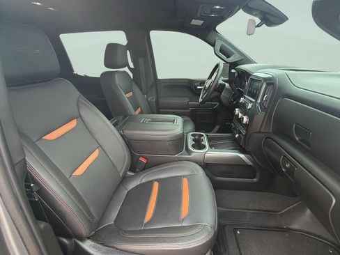 Used 2021 GMC Sierra 1500 AT4 w/ AT4 Premium Package image 12