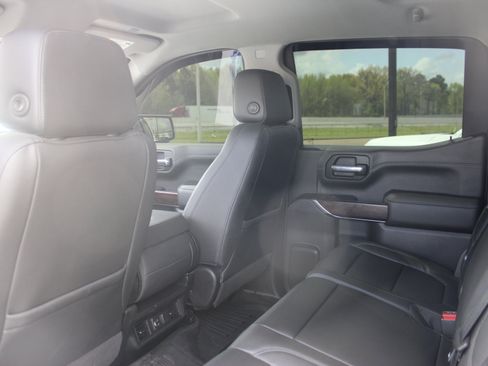 Used 2020 GMC Sierra 1500 SLT image 29