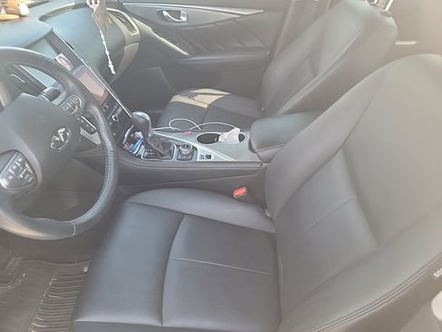 Used 2016 INFINITI Q50 3.0t Premium w/ Cargo Package image 9