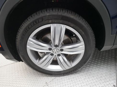 Used 2021 Volkswagen Tiguan SEL image 27