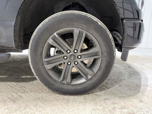 Certified 2022 Ford F150 XLT w/ Equipment Group 302A High image 27