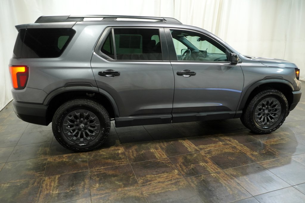 Used 2026 Honda Passport TrailSport image 4