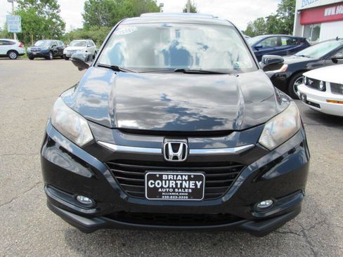 Used 2016 Honda HR-V EX image 3