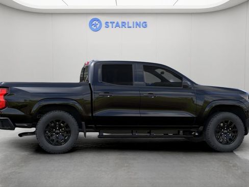 Used 2026 Chevrolet Colorado W/T w/ WT Custom Package image 5