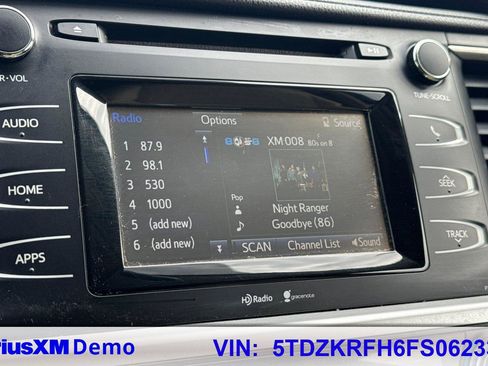 Used 2015 Toyota Highlander Plus image 35