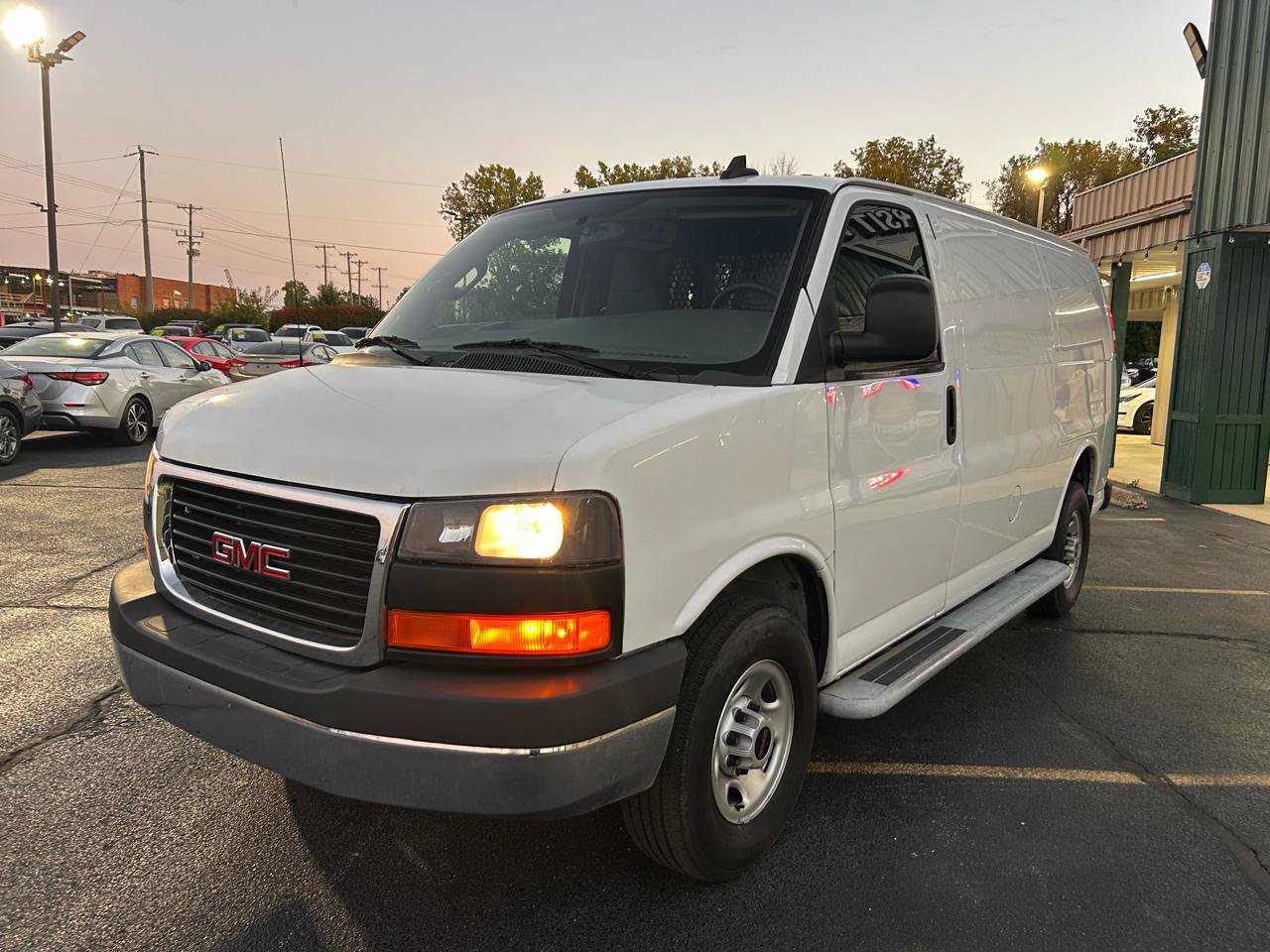 Used 2022 GMC Savana 2500 w/ Driver Convenience Package RWD image 7