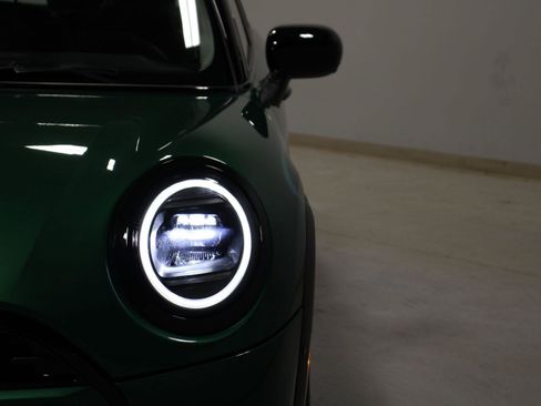 Used 2025 MINI Cooper S FWD image 30