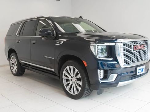 Used 2023 GMC Yukon Denali AWD/4WD image 8