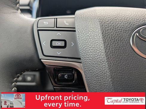 Used 2026 Toyota Camry SE AWD/4WD image 15