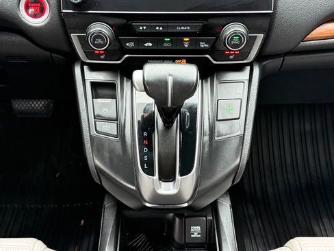 Used 2018 Honda CR-V Touring image 23