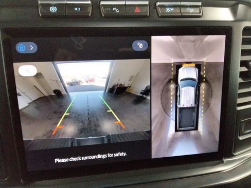 Used 2024 Ford F250 Lariat w/ Lariat Ultimate Package image 27