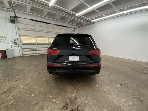 Used 2017 Audi Q7 3.0T Premium Plus image 5