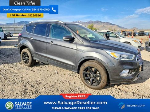 Used 2018 Ford Escape Titanium AWD/4WD image 5