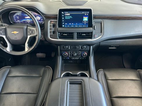 Used 2023 Chevrolet Suburban Premier AWD/4WD image 13
