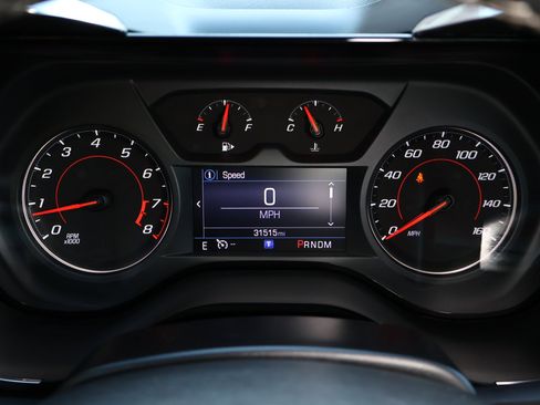 Used 2023 Chevrolet Camaro LT w/ RS Package image 17