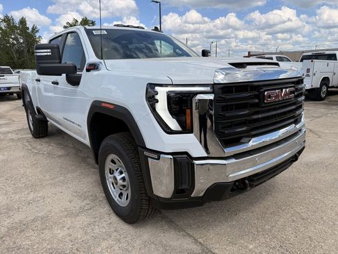 New 2026 GMC Sierra 2500 Pro w/ 1SA Pro Safety Plus Package AWD/4WD image 7