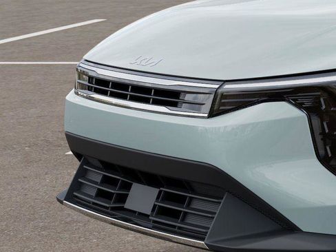 New 2025 Kia K4 EX image 12