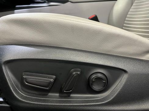 Certified 2023 Toyota Camry SE image 12