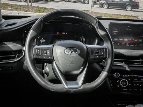 Used 2024 INFINITI QX60 Sensory image 6