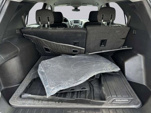 Used 2020 Chevrolet Equinox LS w/ LS Convenience Package image 52