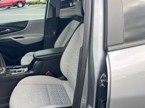 Used 2024 Chevrolet Equinox LS w/ LS Convenience Package FWD image 17