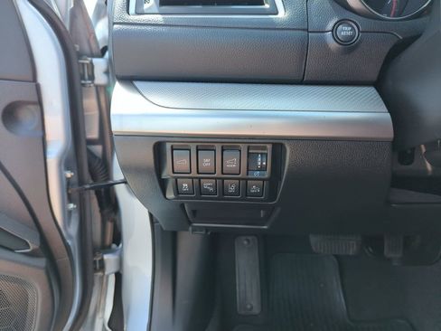 Used 2017 Subaru Outback 2.5i Premium image 20