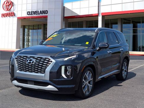 Used 2021 Hyundai Palisade Limited w/ Winter Package AWD/4WD image 4