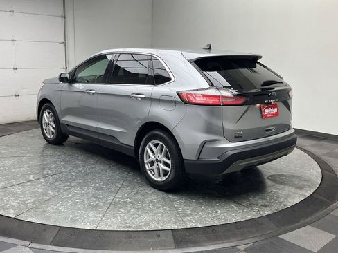 Used 2023 Ford Edge SEL AWD/4WD image 2