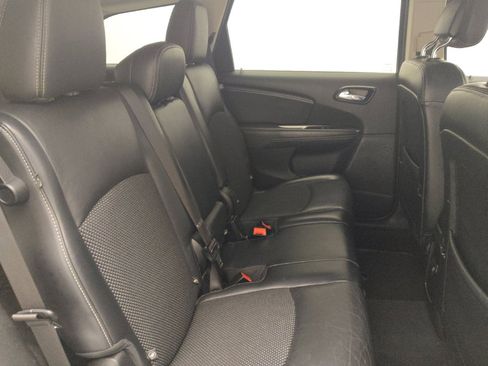 Used 2020 Dodge Journey Crossroad w/ Popular Equipment Group image 19