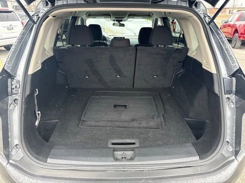 Used 2023 Nissan Rogue S image 12