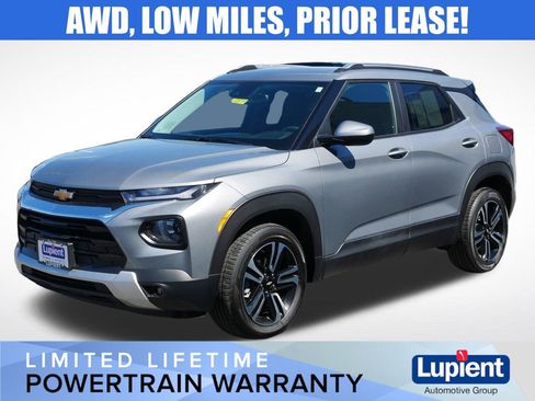 Used 2023 Chevrolet TrailBlazer LT w/ Convenience Package AWD/4WD image 9