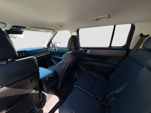 Used 2026 Hyundai Santa Fe SEL image 23