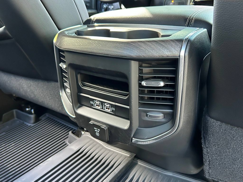 New 2026 RAM 3500 Laramie w/ Night Edition AWD/4WD image 44