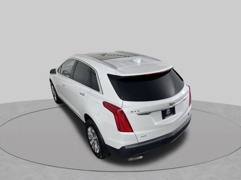 Used 2018 Cadillac XT5 Luxury w/ Driver Awareness Package AWD/4WD image 38