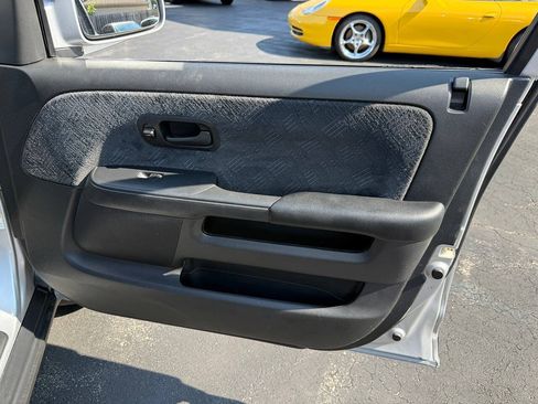 Used 2005 Honda CR-V EX image 64
