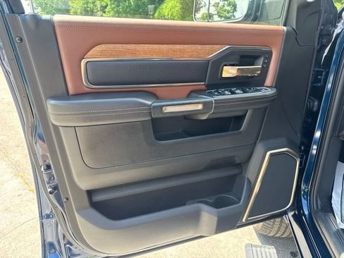 Used 2019 RAM 2500 Limited AWD/4WD image 15
