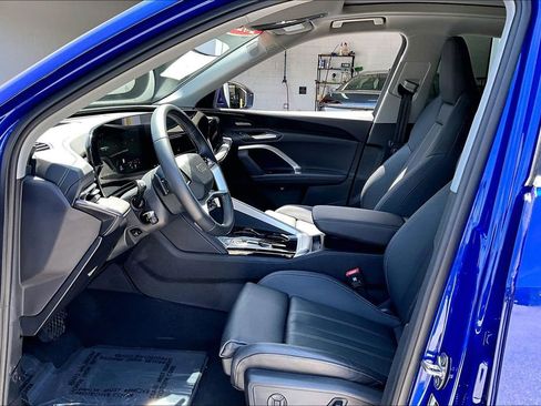Certified 2025 Audi Q5 Premium Plus w/ Premium Plus AWD/4WD image 21